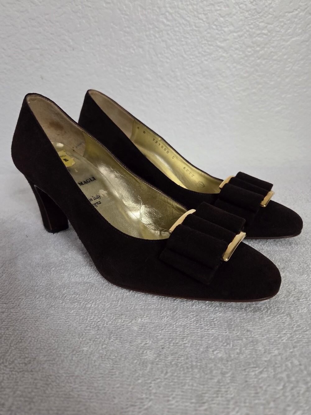 Bruno Magli Dark Brown Suede High Heels Women's Size 5